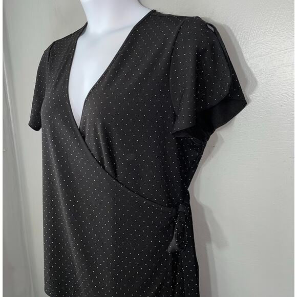 Liz Claiborne Tie Wrap Top Size XL Black White Polka Dot Office Siren Classic - Picture 3 of 9